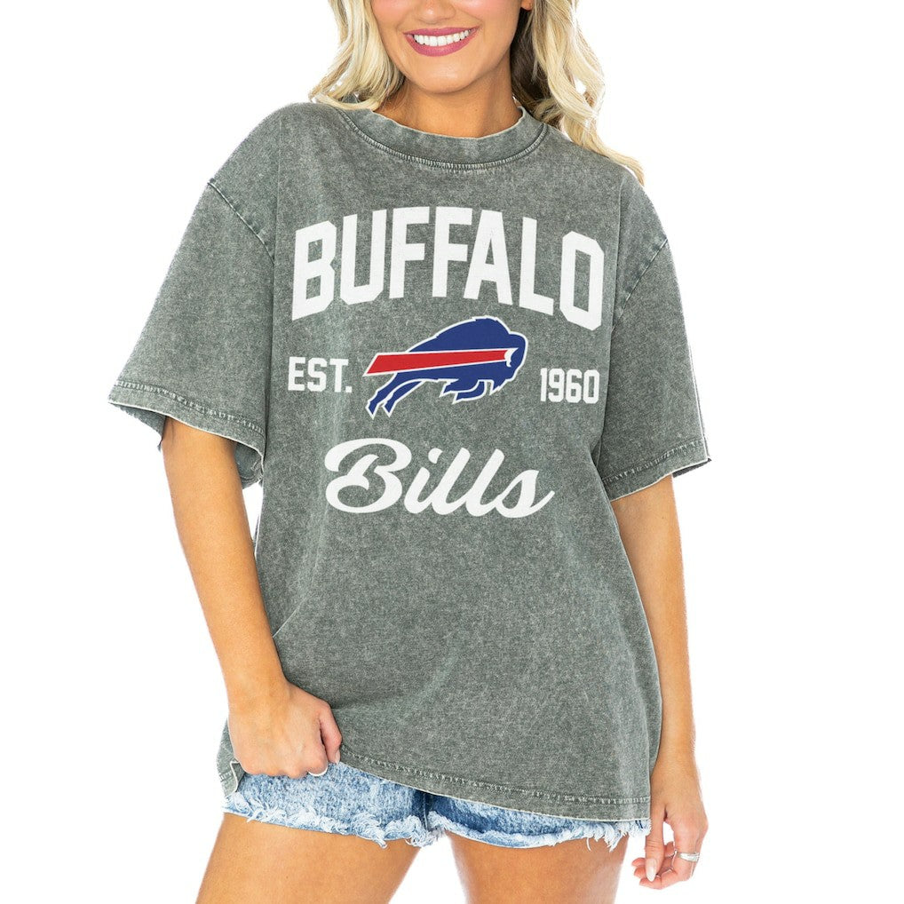 Buffalo Bills Gameday Couture Women's Tackle Titan Boyfriend Washed T-Shirt - Gray - NFL