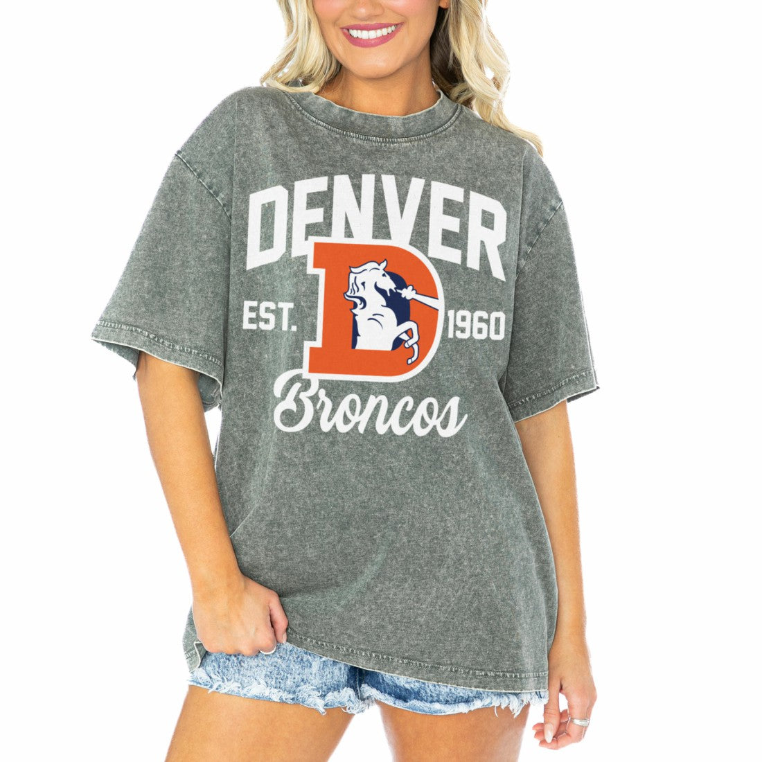 Denver Broncos Gameday Couture Women's Tackle Titan Boyfriend Washed T-Shirt - Gray - NFL