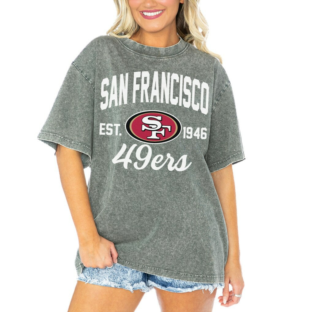 San Francisco 49ers Gameday Couture Women's Tackle Titan Boyfriend Washed T-Shirt - Gray - NFL