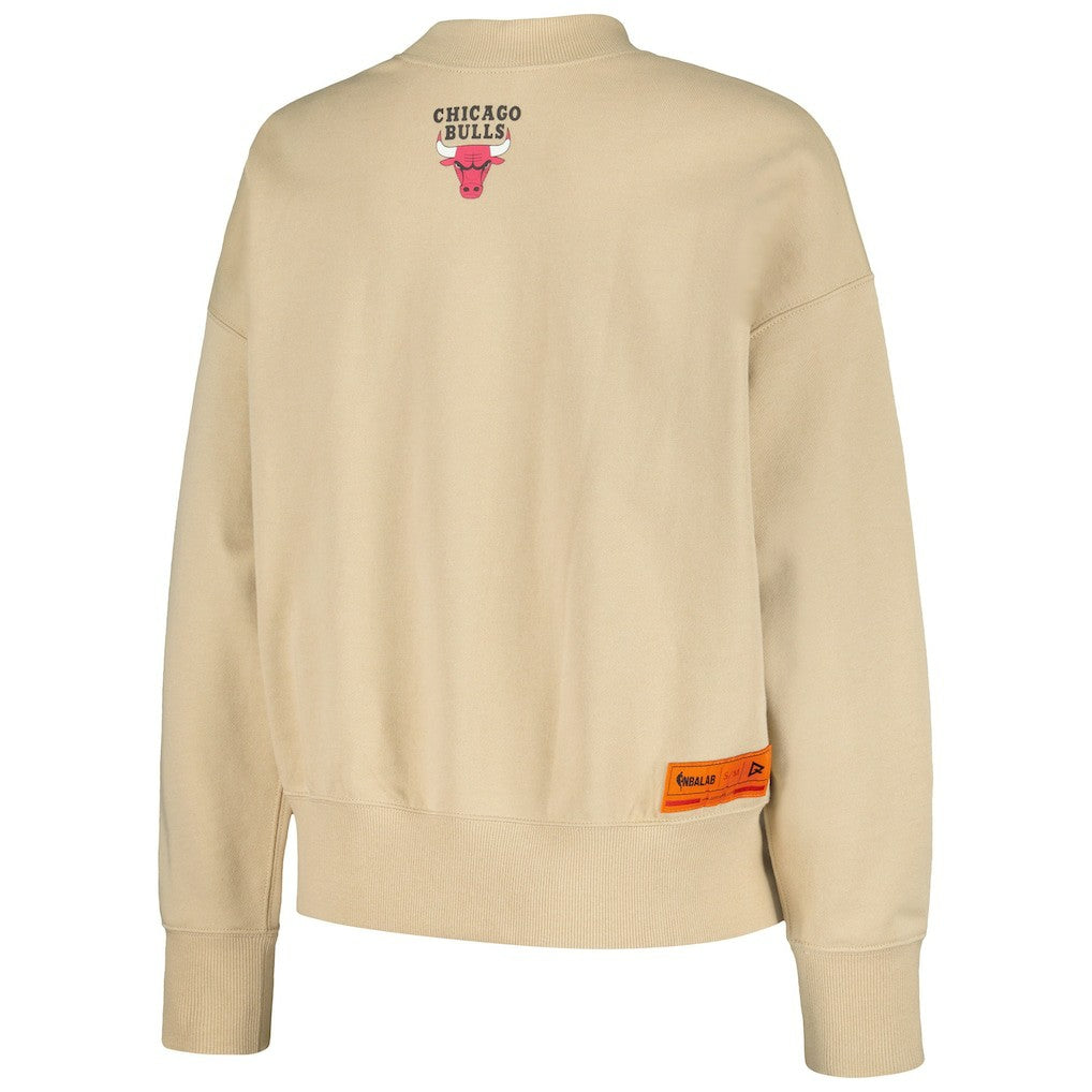 Chicago Bulls Qore Women's Oversized Cozy Mock Neck Pullover Sweatshirt Cream