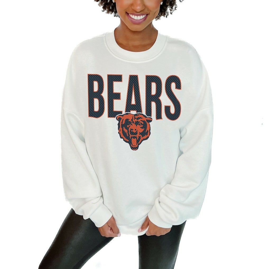 Chicago Bears Gameday Couture Women's Just Go With It Oversized Long Sleeve Crewneck Sweatshirt – White - NFL