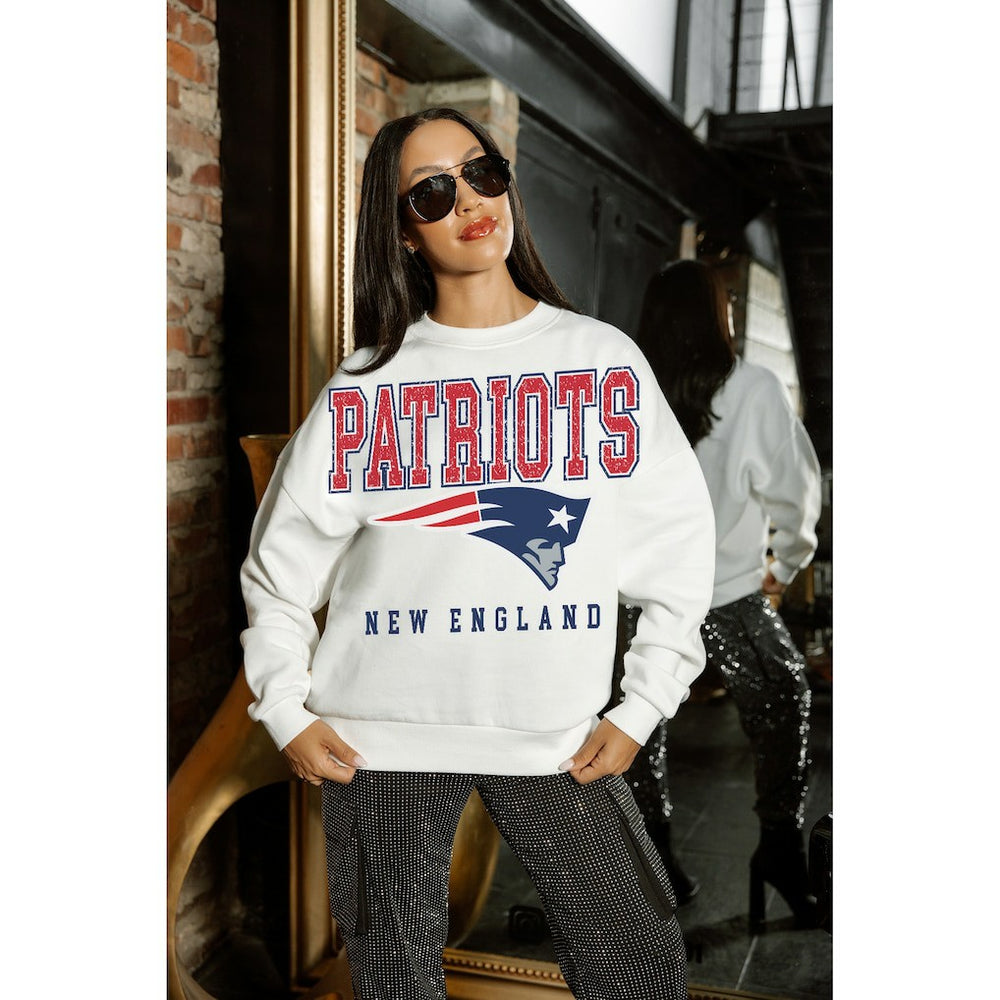 New England Patriots Gameday Couture Women's Sunday Drives Oversized Crewneck Pullover Sweatshirt – White - NFL