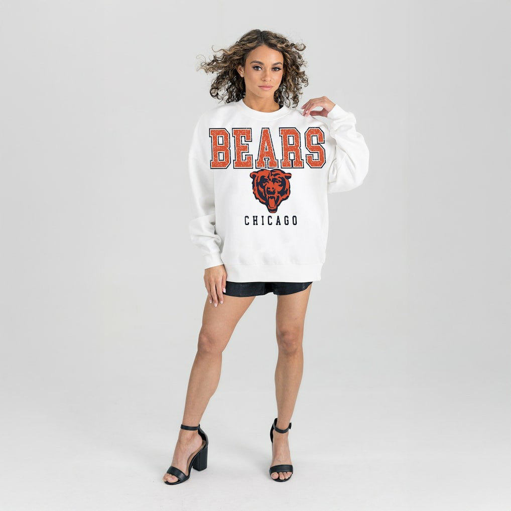 Chicago Bears Gameday Couture Women's Sunday Drives Oversized Crewneck Pullover Sweatshirt – White - NFL