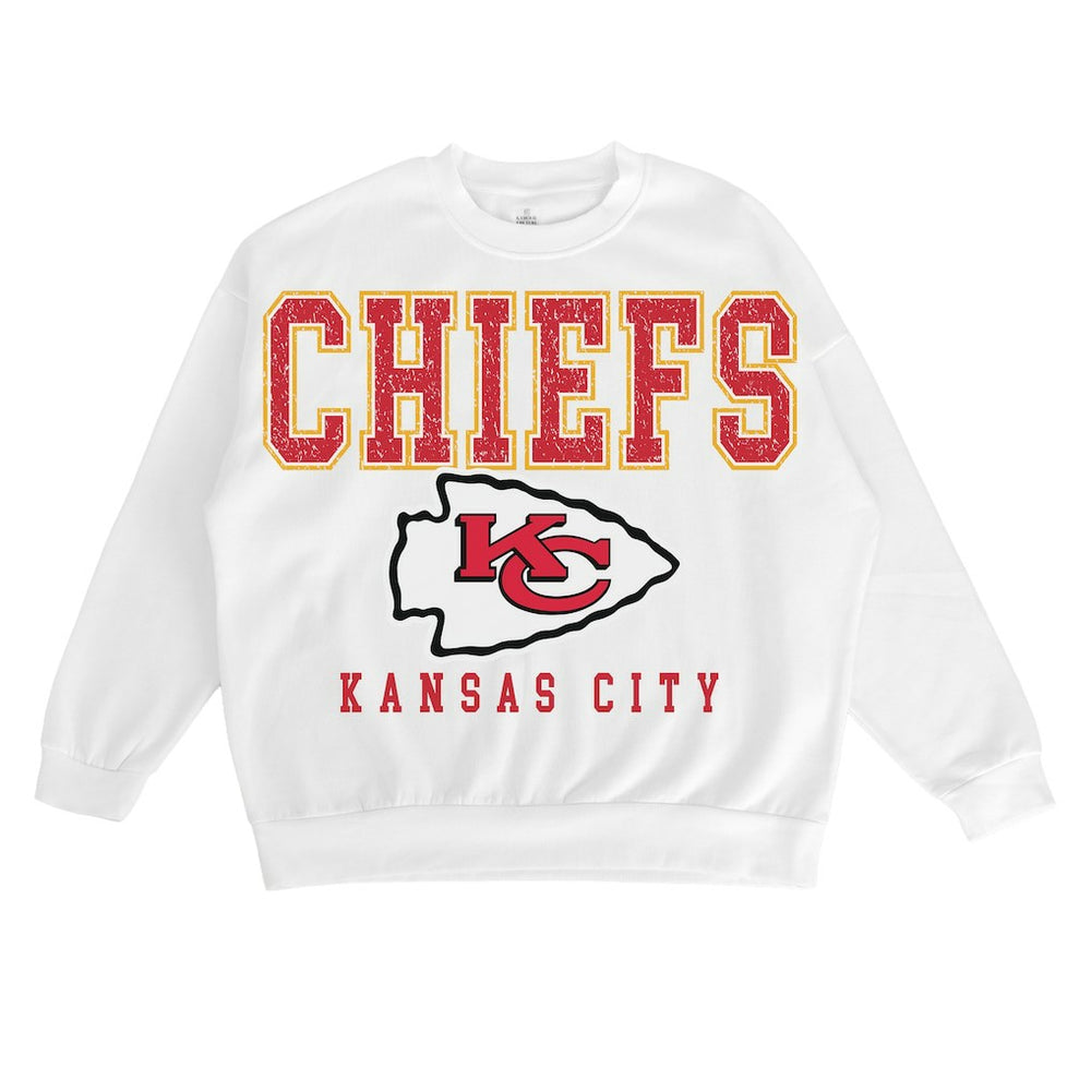 Kansas City Chiefs Gameday Couture Women's Sunday Drives Oversized Crewneck Pullover Sweatshirt – White - NFL