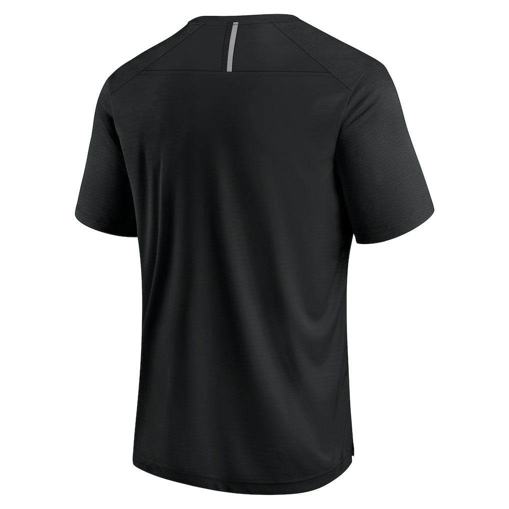 Atlanta Falcons Defender Blackout T-Shirt - Black - Fanatics