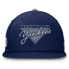 New York Yankees Fanatics Fundamental Tri-Script Fitted Hat Outlet