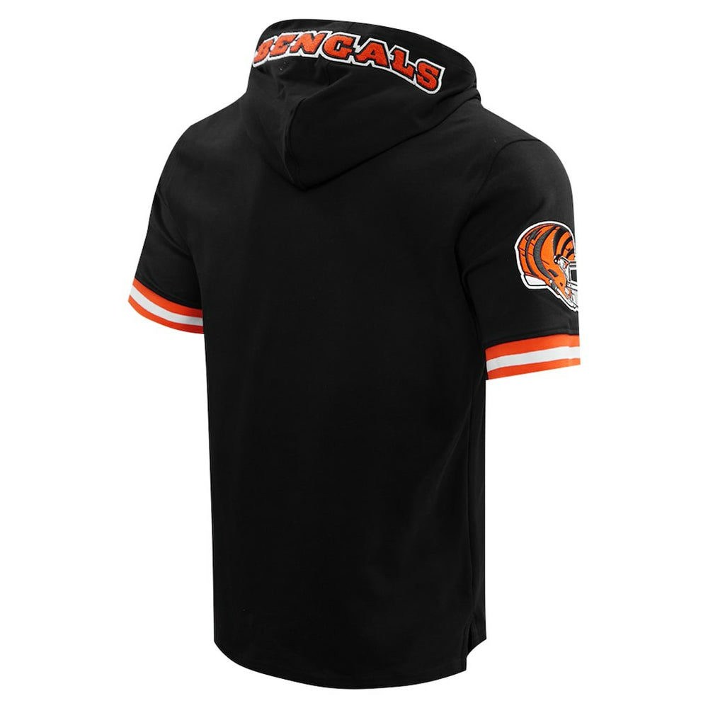 Joe Burrow Cincinnati Bengals Pro Standard Player Name & Number Hoodie T-Shirt - Black - NFL