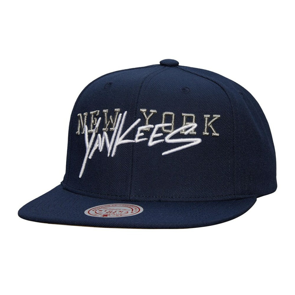 New York Yankees Mitchell & Ness Team Tagged Snapback Hat Online