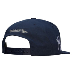New York Yankees Mitchell & Ness Team Tagged Snapback Hat Online