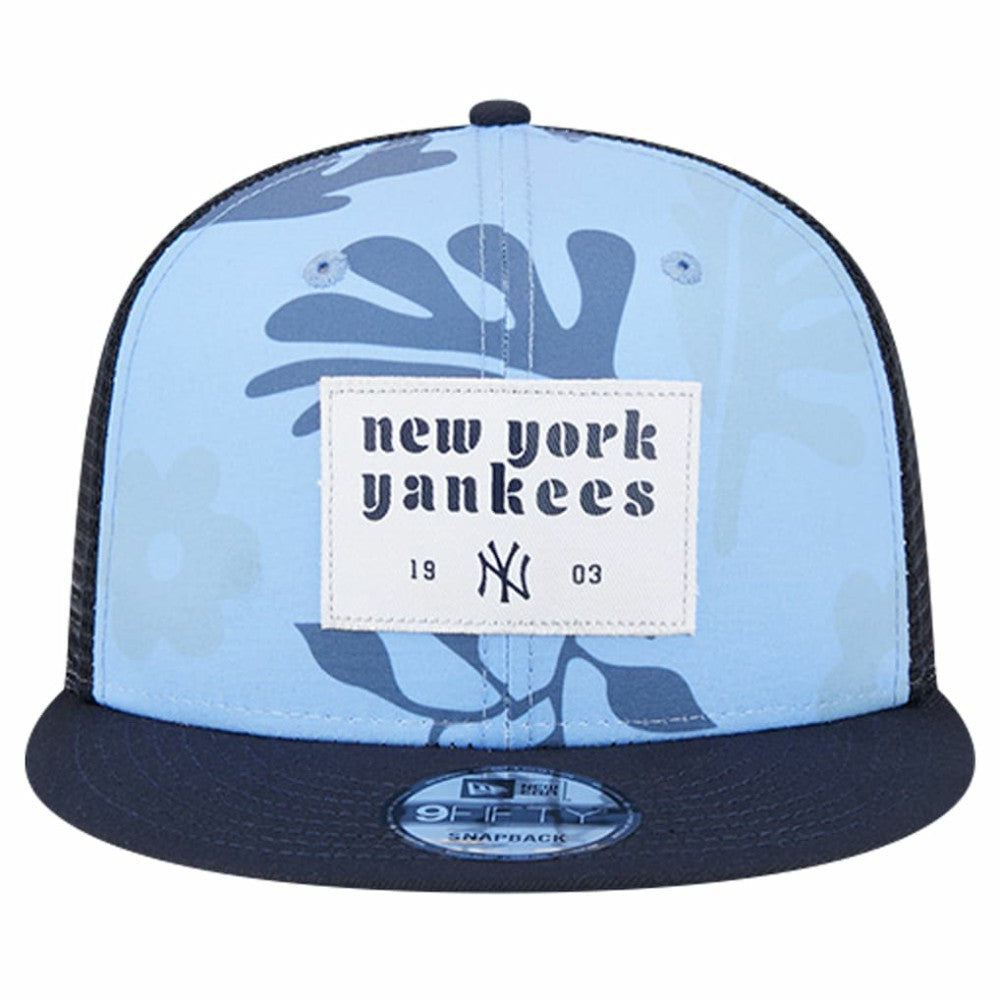 New York Yankees New Era Bikini Bottom Trucker 9FIFTY Snapback Hat Near Me
