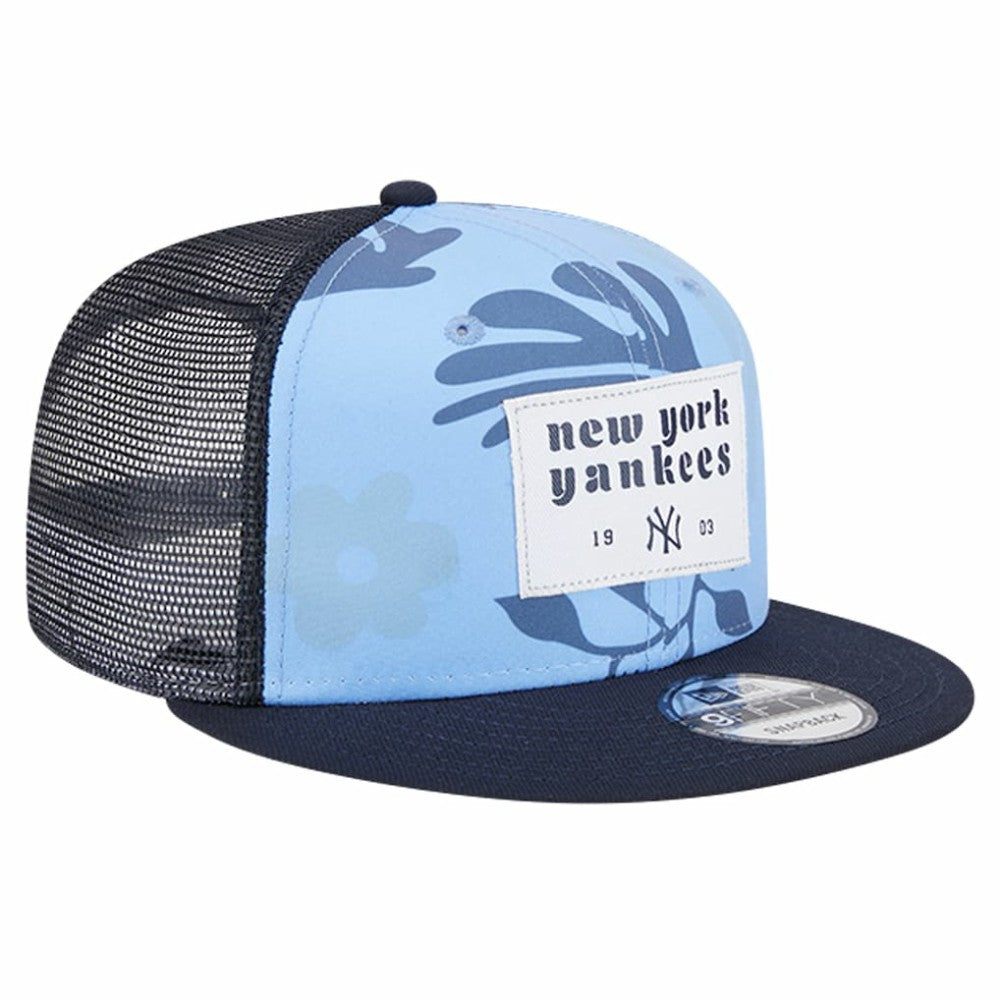 New York Yankees New Era Bikini Bottom Trucker 9FIFTY Snapback Hat Near Me