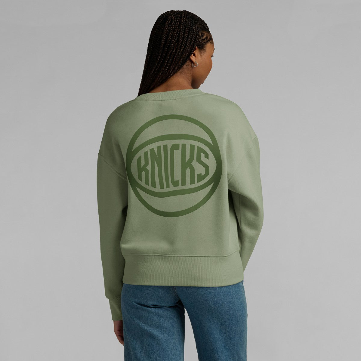 Fanatics New York Knicks Women's Elements Flow Pullover Sweatshirt Olive