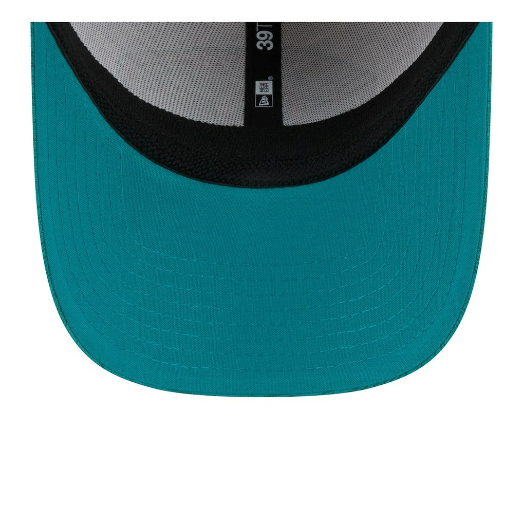 Miami Dolphins New Era 2024 Sideline Historic 39THIRTY Flex Hat - Stone/Aqua - NFL