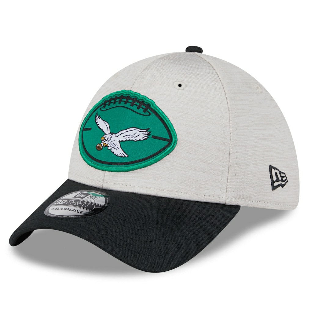 Philadelphia Eagles New Era 2024 Sideline Historic 39THIRTY Flex Hat - Stone/Black - NFL