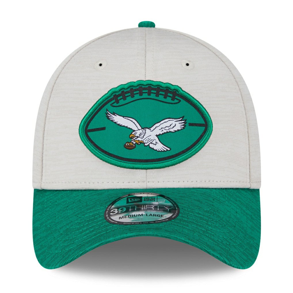 Philadelphia Eagles New Era 2024 Sideline Historic 39THIRTY Flex Hat - Stone/Midnight Green - NFL