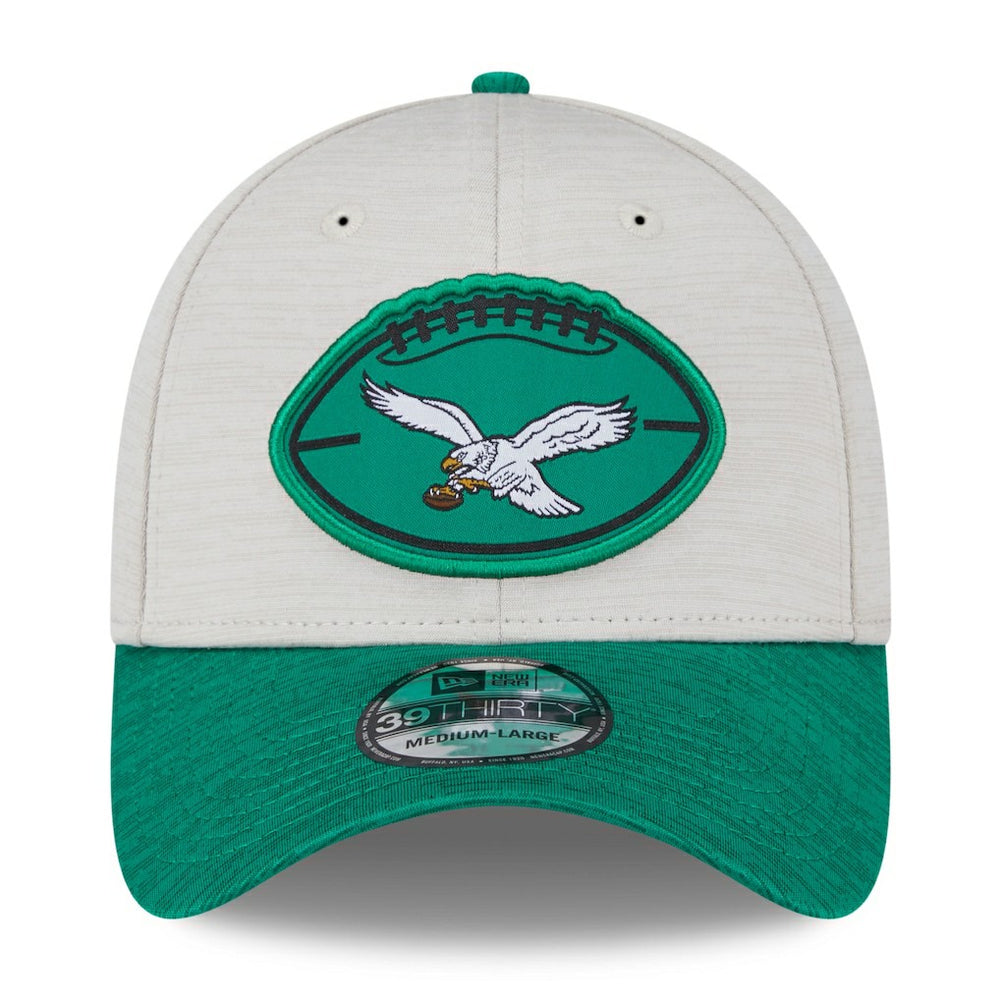 Philadelphia Eagles New Era 2024 Sideline Historic 39THIRTY Flex Hat - Stone/Midnight Green - NFL