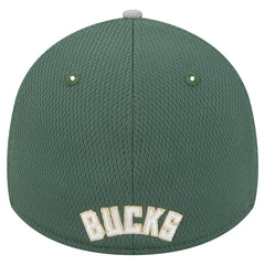 New Era Milwaukee Bucks Active Trim 39THIRTY Flex Hat Gray/Hunter Green