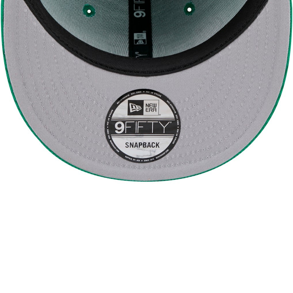 New Era Boston Celtics Throwback Display Corduroy 9FIFTY Snapback Hat Kelly Green