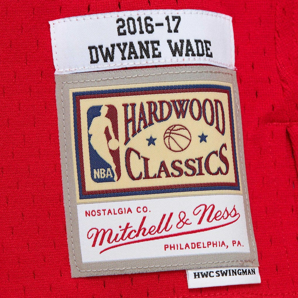 Mitchell & Ness Dwyane Wade Chicago Bulls 2016/17 Hardwood Classics Swingman Jersey Red