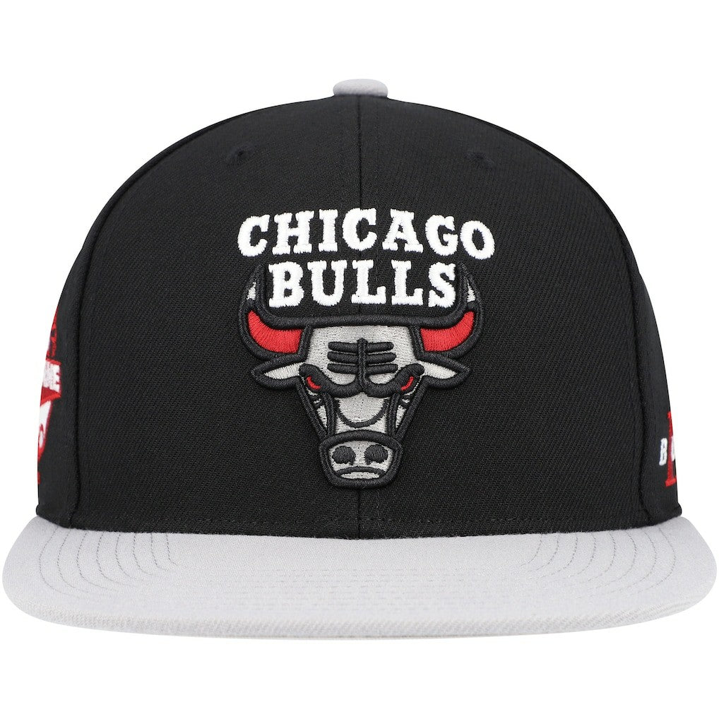 Mitchell & Ness Chicago Bulls Core Snapback Hat Black/Gray