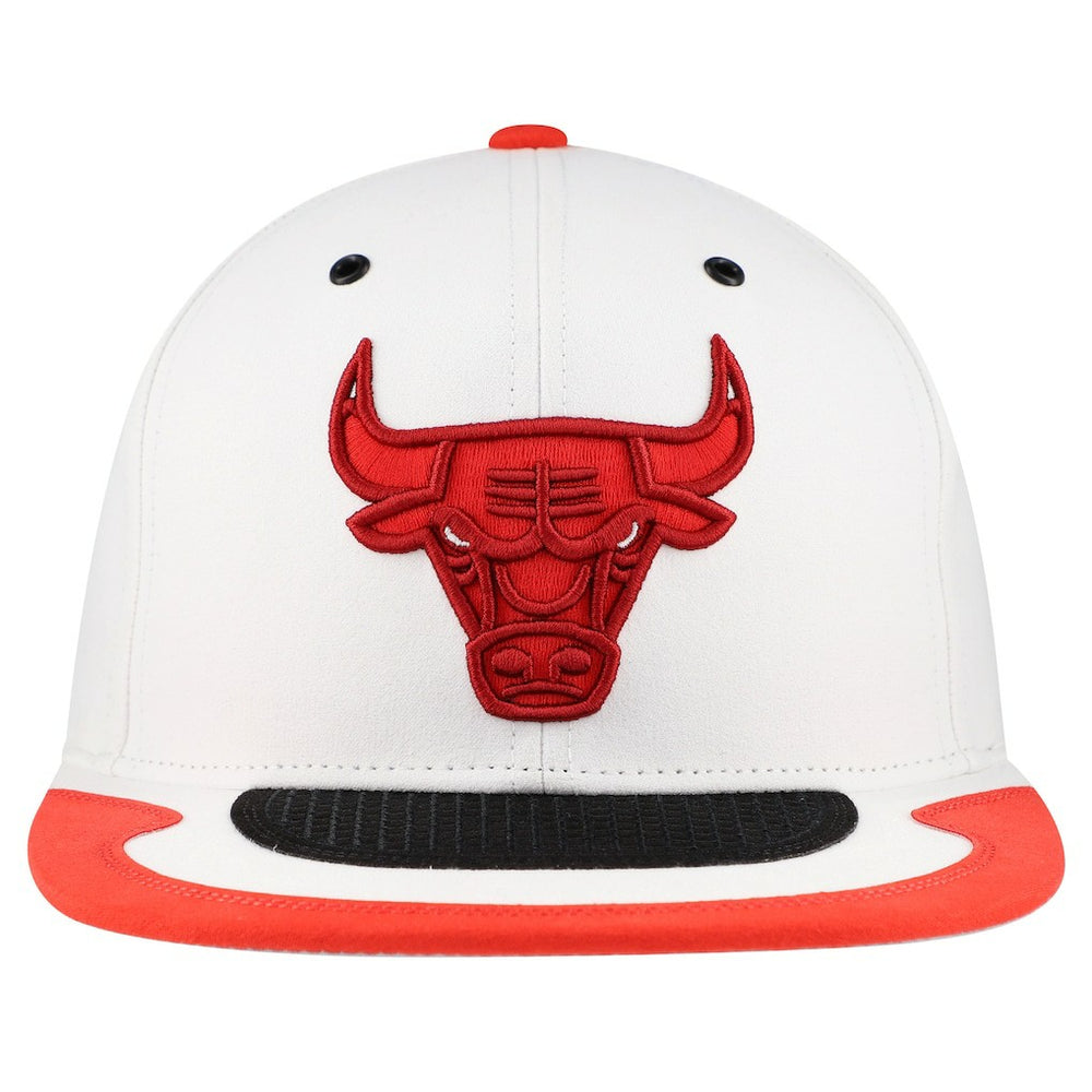 Mitchell & Ness Chicago Bulls Day 4 Snapback Hat White