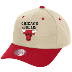 Mitchell & Ness Chicago Bulls Game On Two-Tone Pro Crown Adjustable Hat Cream