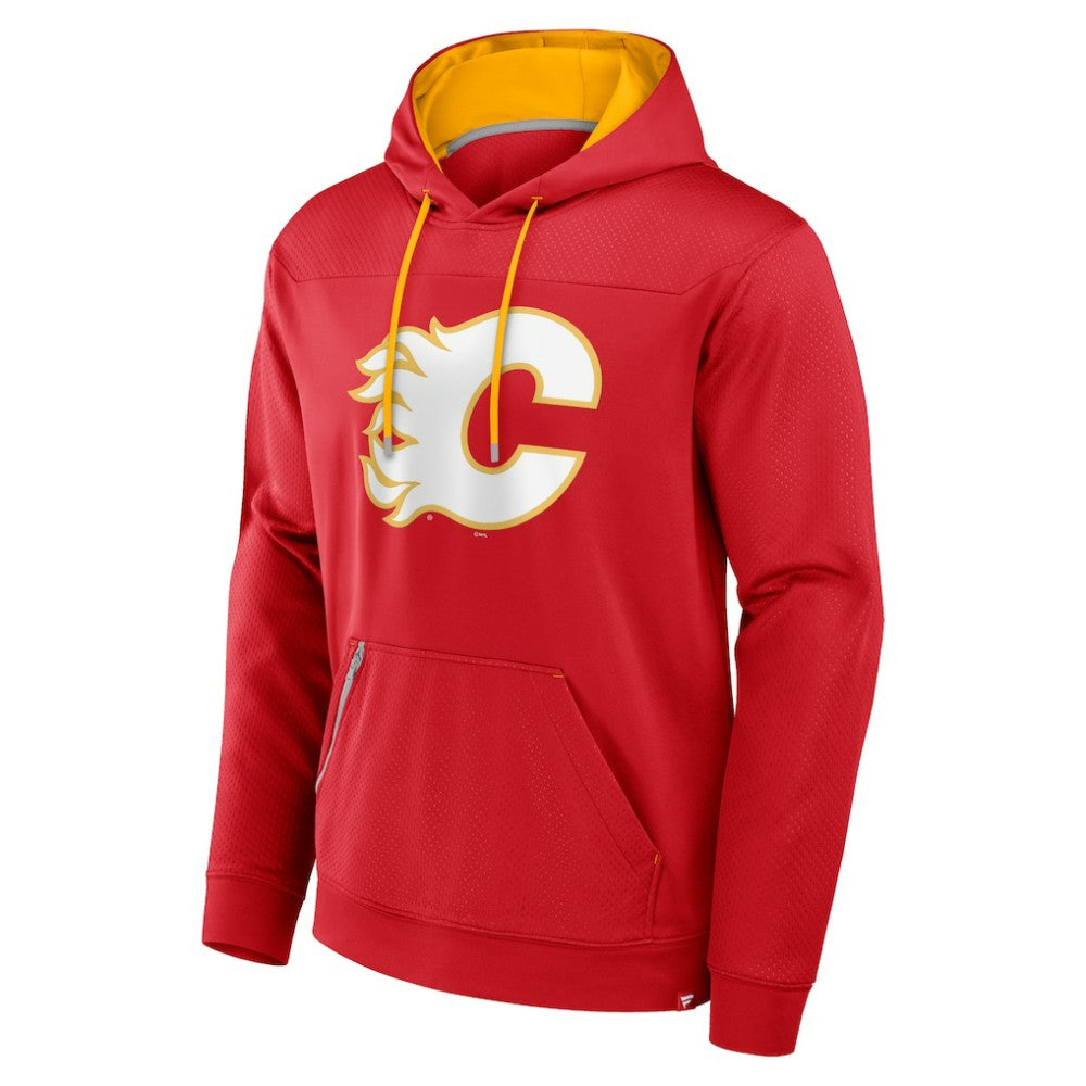 Calgary Flames Fanatics Defender Pullover Hoodie - Red | Fanatics sale