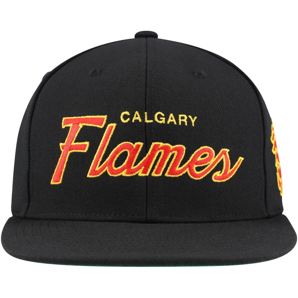 Calgary Flames Mitchell & Ness Core Team Script 2.0 Snapback Hat - Black | NHL sale