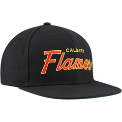 Calgary Flames Mitchell & Ness Core Team Script 2.0 Snapback Hat - Black | NHL sale