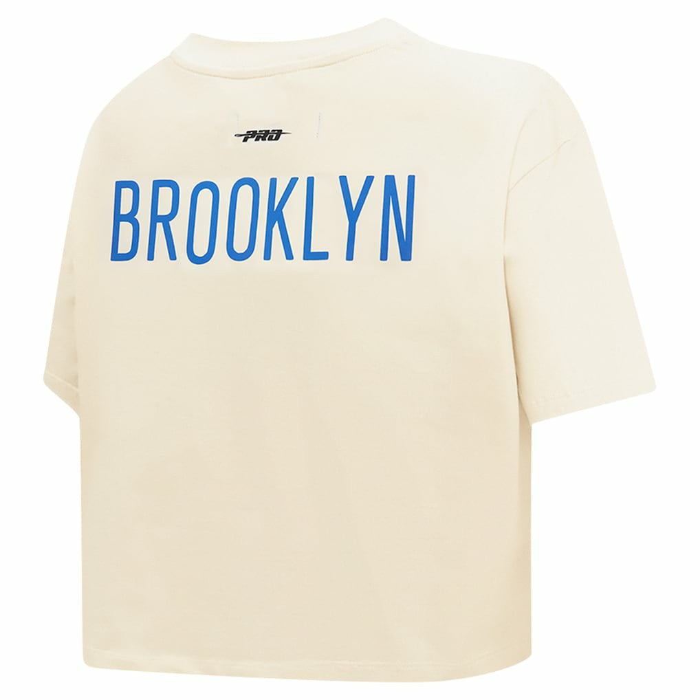 Brooklyn Nets Pro Standard Women's Retro Striper SJ Cropped Boxy T-Shirt Cream