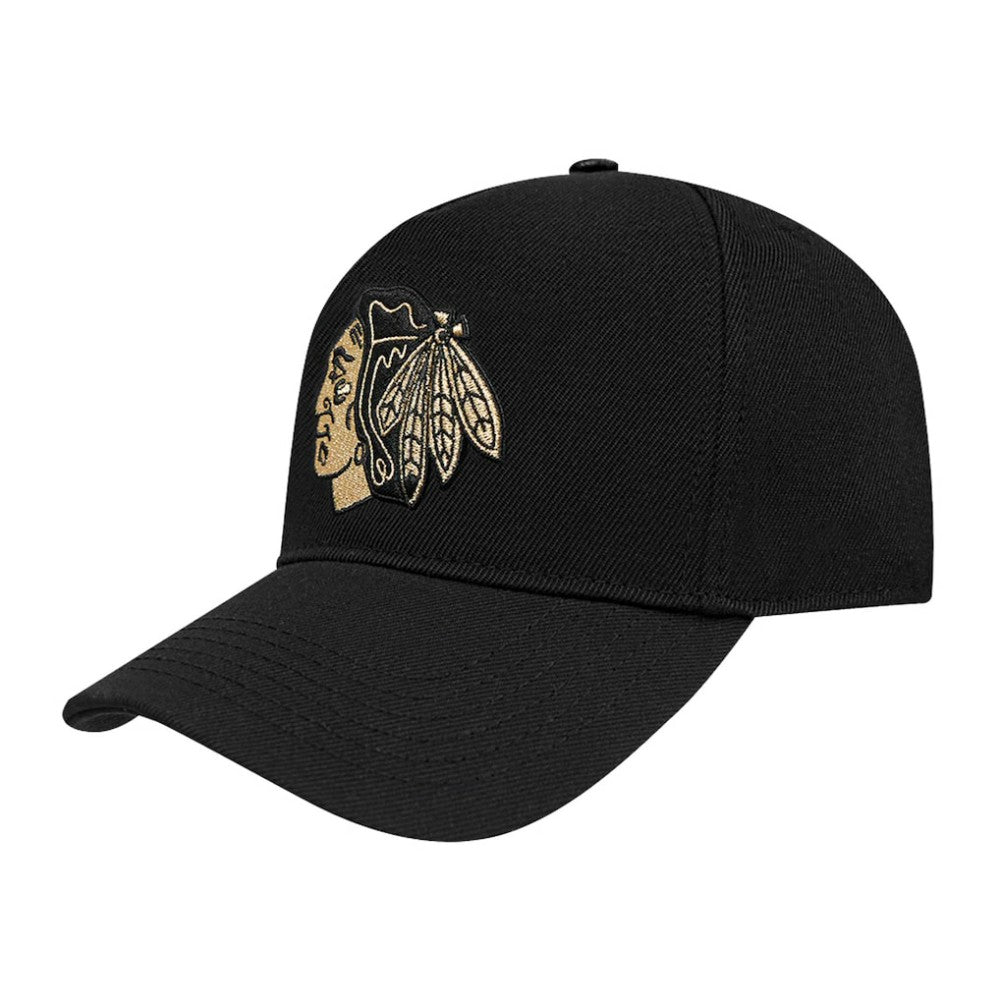 Chicago Blackhawks Pro Standard Metallic Logo Pinch Front Adjustable Hat - Black | NHL online