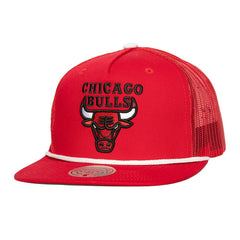 Mitchell & Ness Chicago Bulls Roper Meshback Trucker Snapback Hat Red