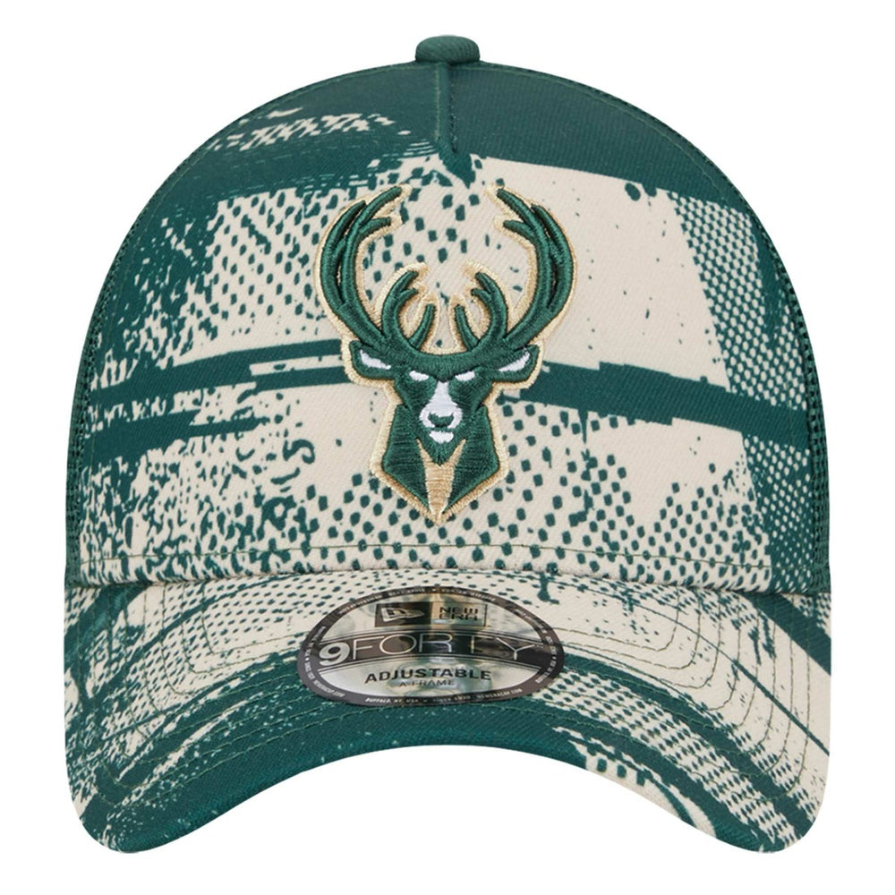 New Era Milwaukee Bucks Tip Off A-Frame Trucker 9FORTY Adjustable Hat Hunter Green/Cream