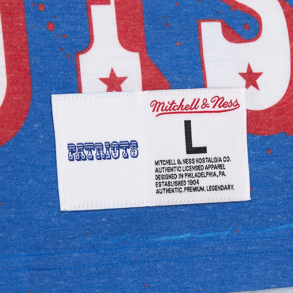 New England Patriots Team Burst Vintage Logo T-Shirt - White - Mitchell & Ness