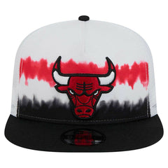 New Era Chicago Bulls Dip-Dye 9FIFTY A-Frame Trucker Snapback Hat White/Black