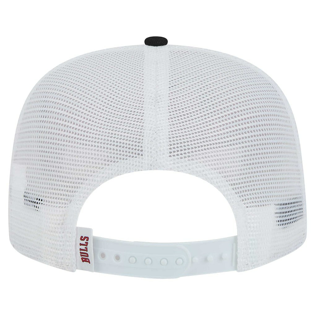 New Era Chicago Bulls Dip-Dye 9FIFTY A-Frame Trucker Snapback Hat White/Black