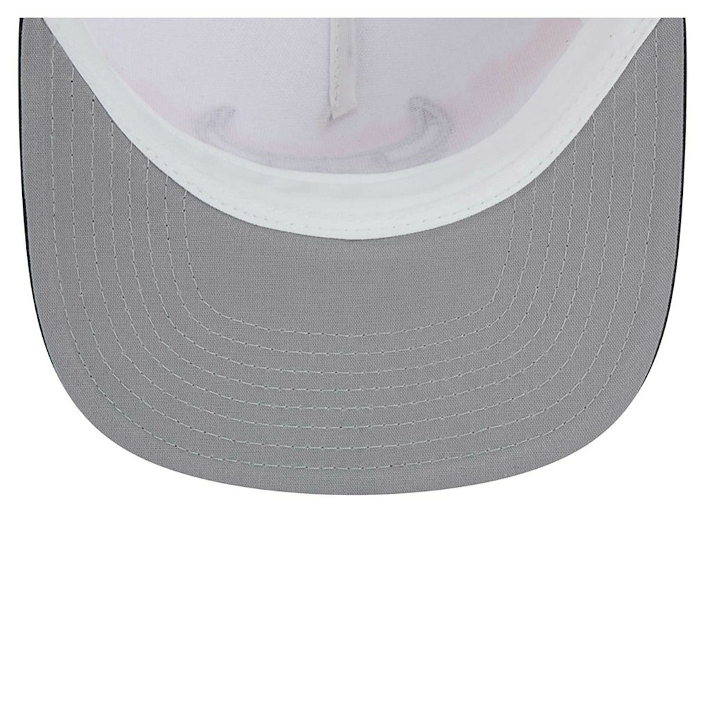 New Era Chicago Bulls Dip-Dye 9FIFTY A-Frame Trucker Snapback Hat White/Black