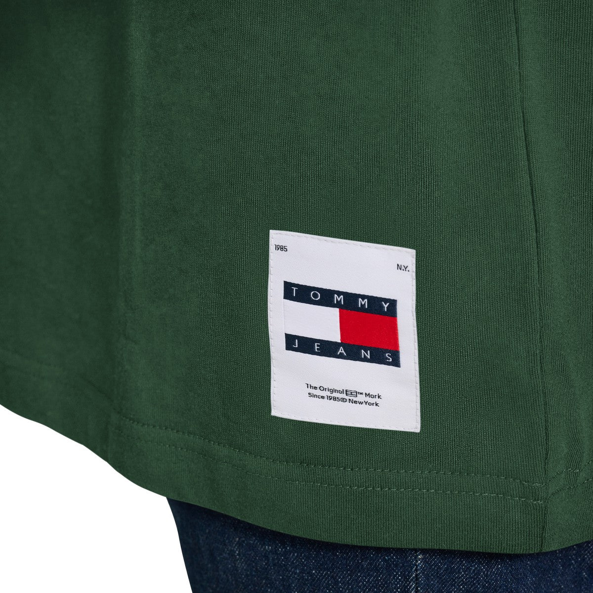Milwaukee Bucks Tommy Jeans Noah Swish T-Shirt Hunter Green