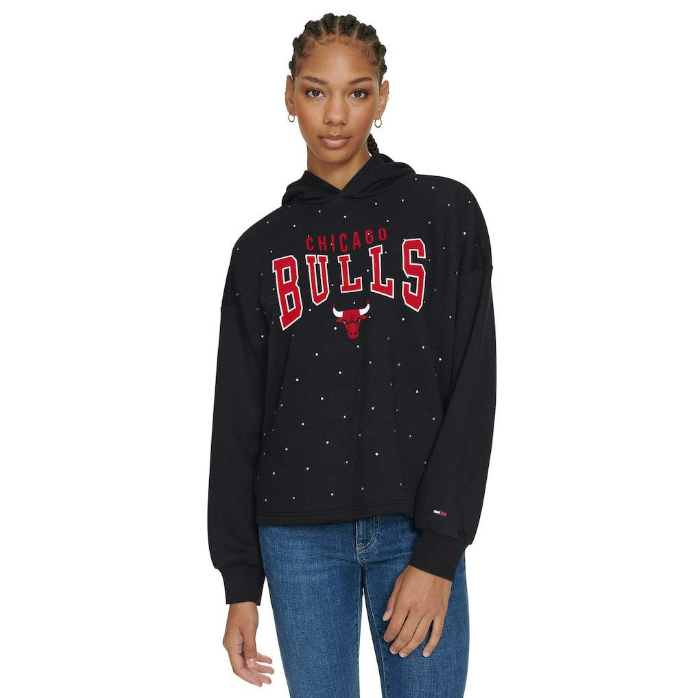Chicago Bulls Tommy Jeans Women's Stella Cropped Pullover Hoodie Black
