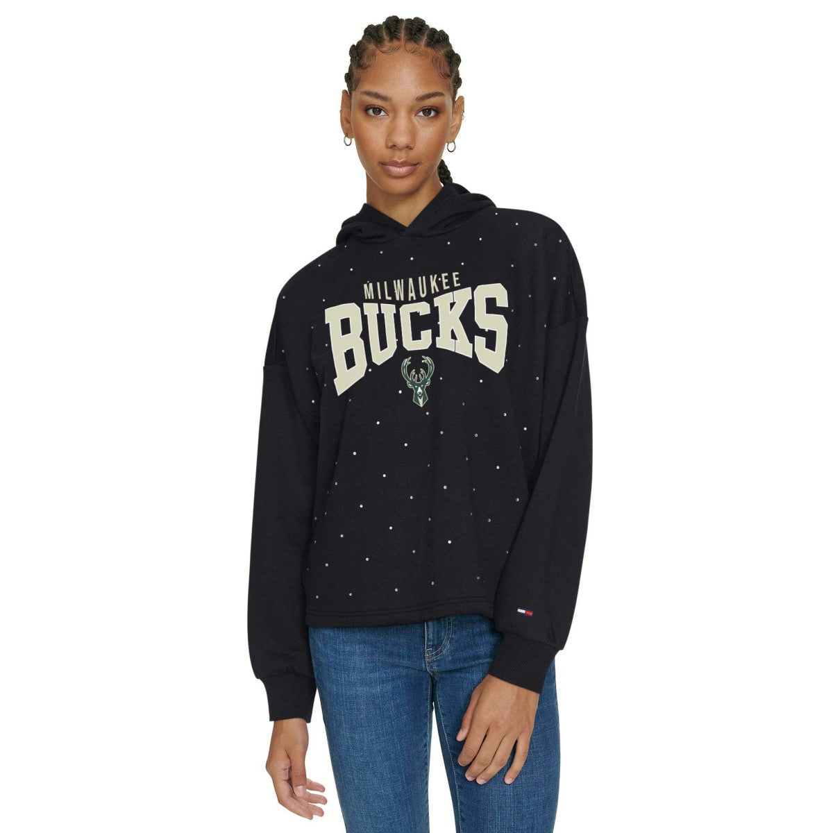 Milwaukee Bucks Tommy Jeans Women's Stella Cropped Pullover Hoodie Black