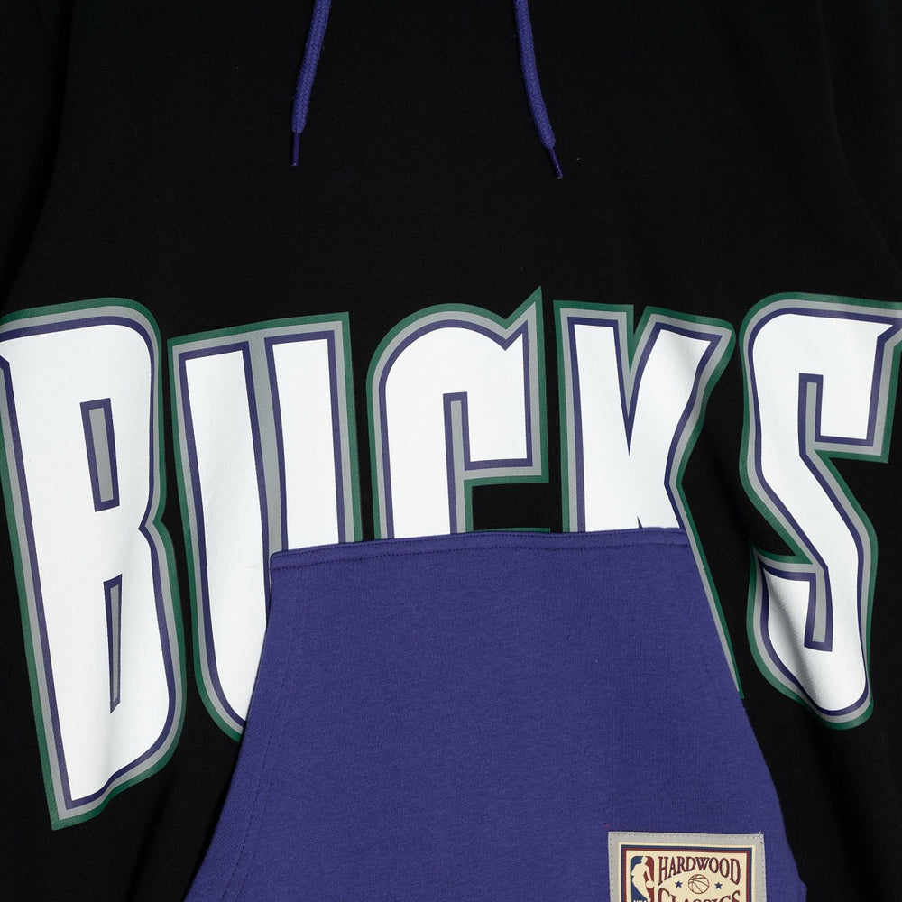Mitchell & Ness Milwaukee Bucks Hardwood Classics Big Face 5.0 Pullover Hoodie Black