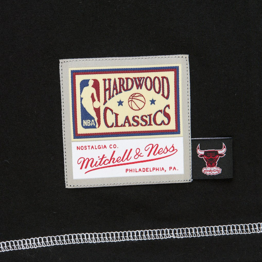 Mitchell & Ness Chicago Bulls Hardwood Classics Contrast 2K Graphic T-Shirt Black