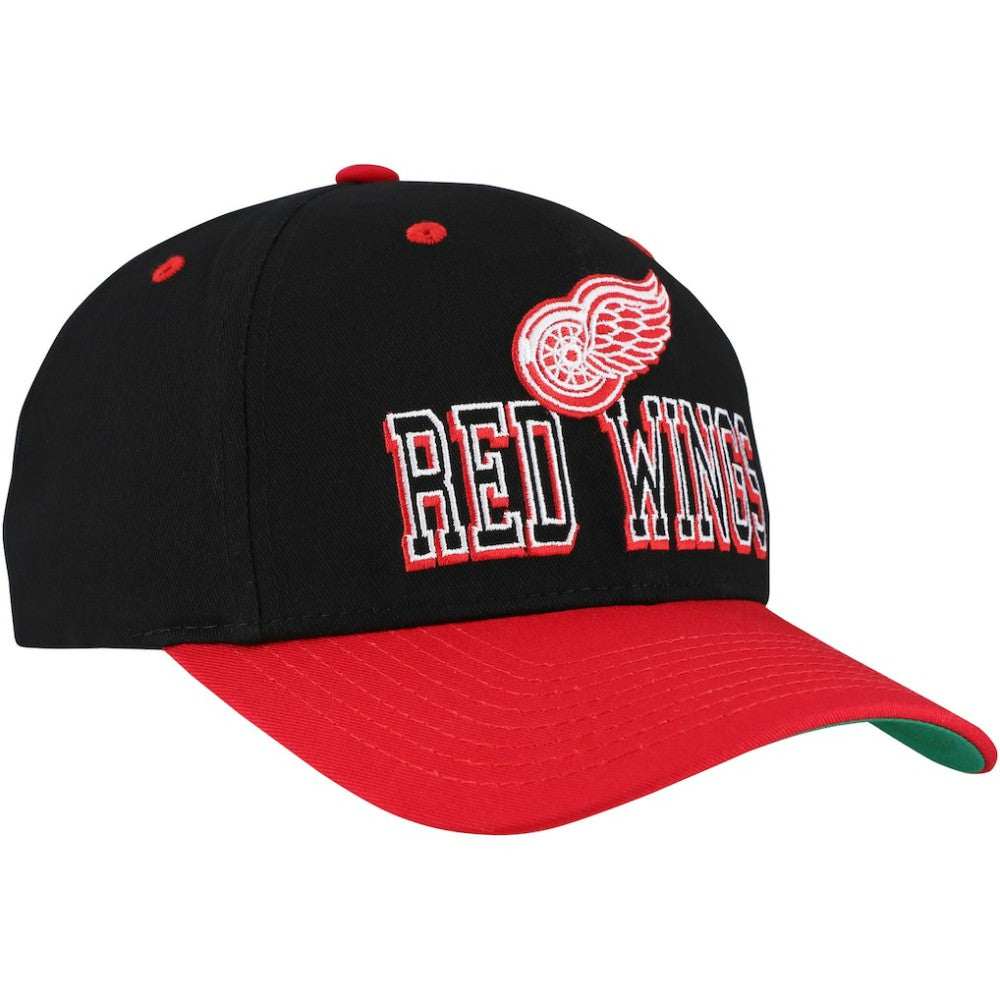 Detroit Red Wings Mitchell & Ness Backside Script Two-Tone Pro Crown Adjustable Hat - Black/Red | NHL Lifestyle