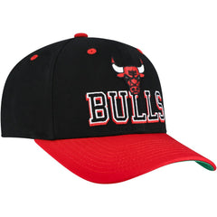 Mitchell & Ness Chicago Bulls Backside Script 2-Tone Pro Crown Adjustable Hat Black/Red