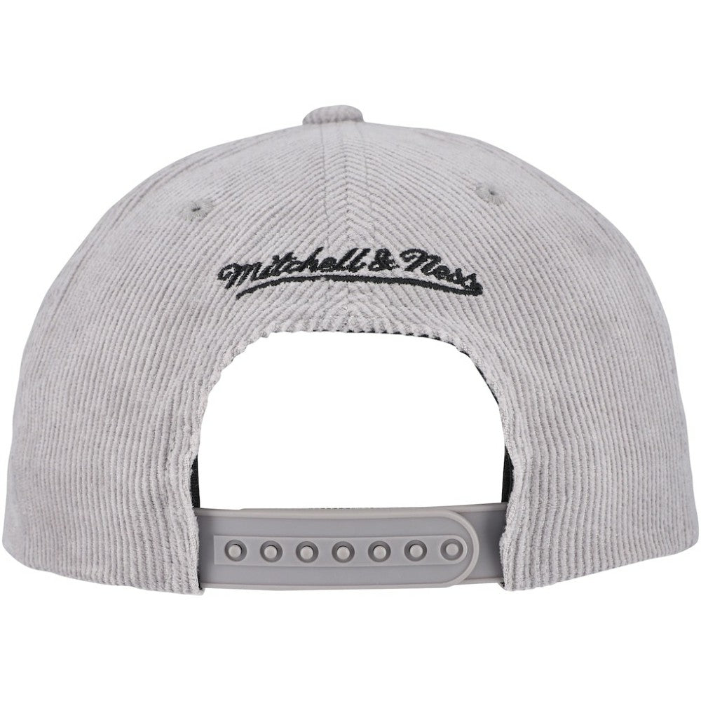 Mitchell & Ness  Chicago White Sox Male Adult Corduroy Snapback Hat Discount