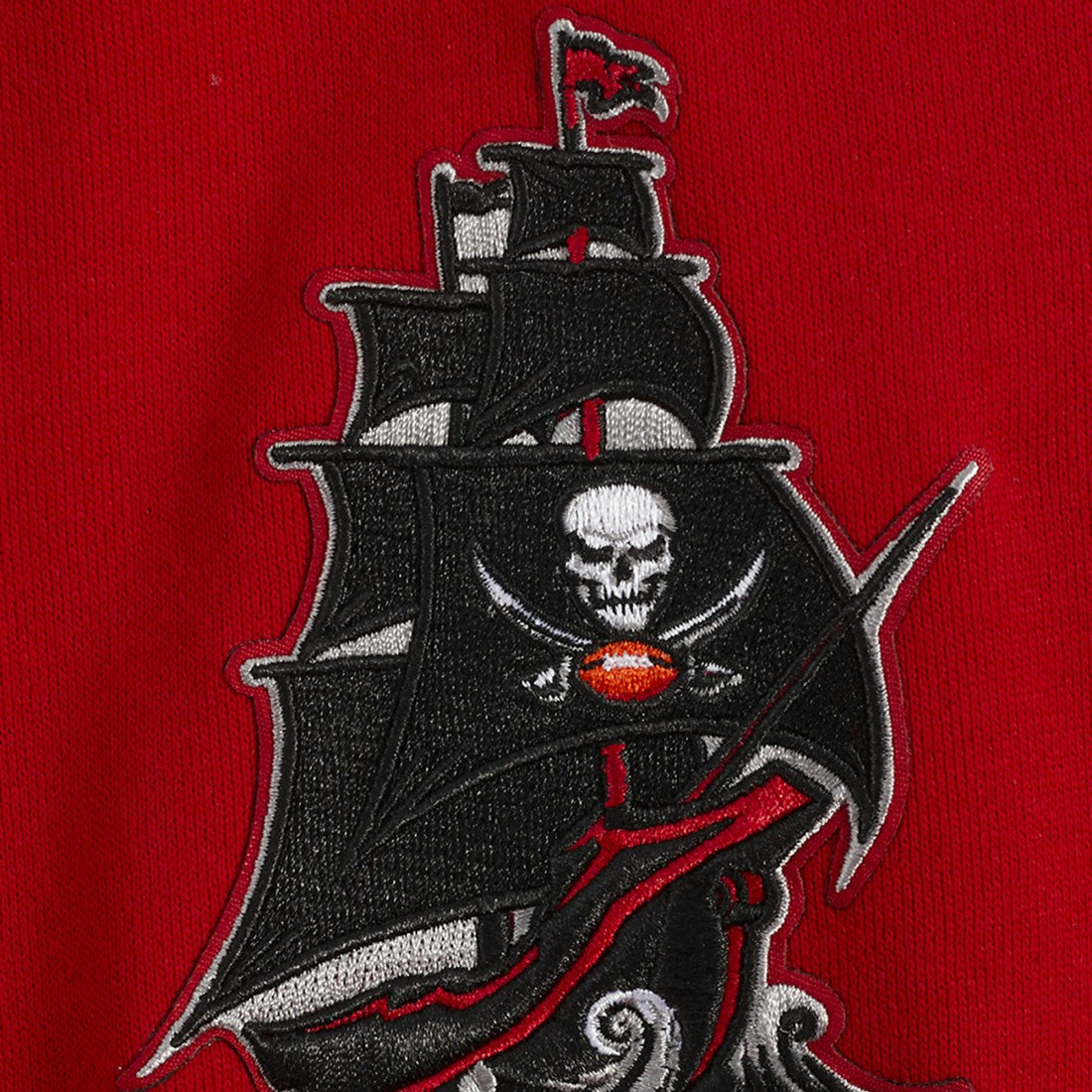 Tampa Bay Buccaneers Pro Standard Turn It Up Drop Shoulder Pullover Sweatshirt - Red - NFL