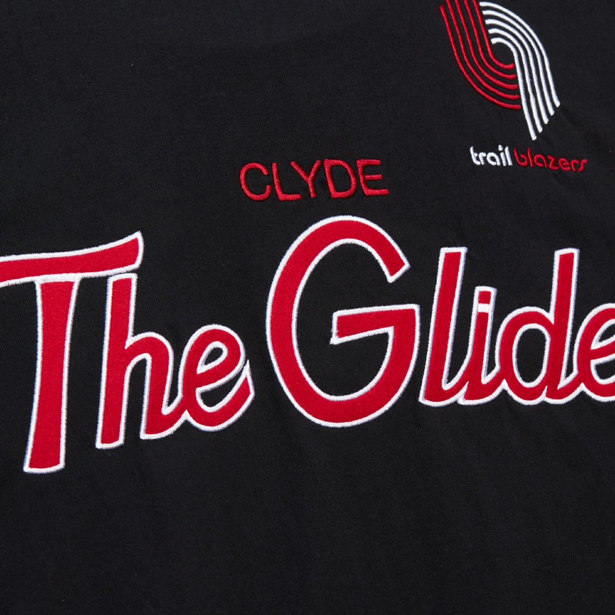 Mitchell & Ness Clyde Drexler Portland Trail Blazers Premium Nickname T-Shirt Black