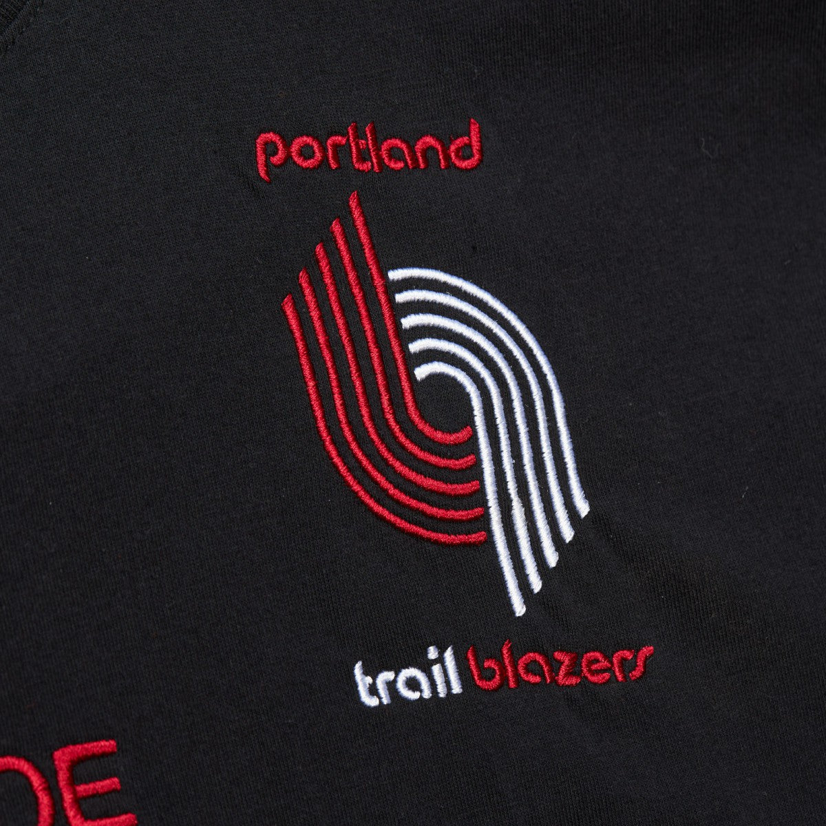 Mitchell & Ness Clyde Drexler Portland Trail Blazers Premium Nickname T-Shirt Black