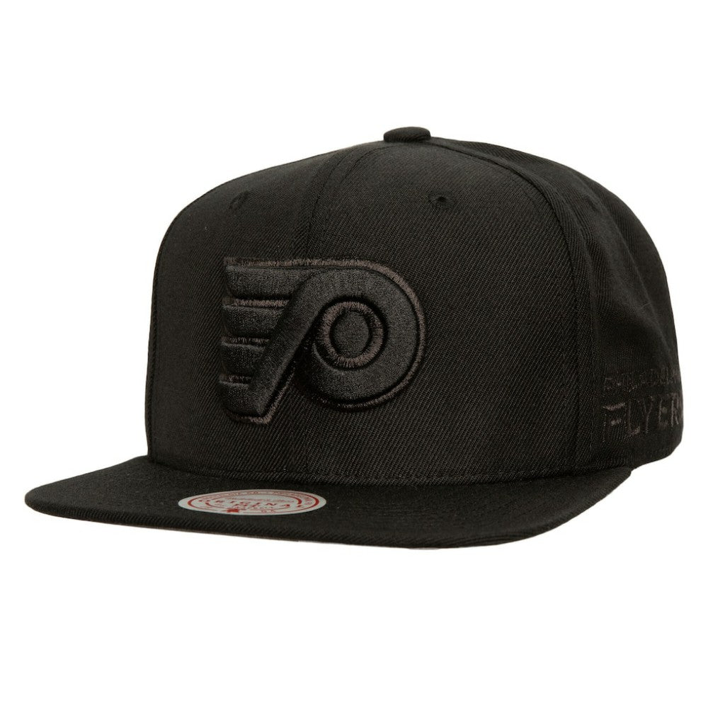 Philadelphia Flyers Mitchell & Ness Soul Strike Pearl Tonal Snapback Hat - Black | NHL Lifestyle