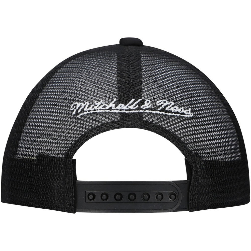Chicago Blackhawks Mitchell & Ness Youth Core Trucker Adjustable Hat - Black | NHL on sale